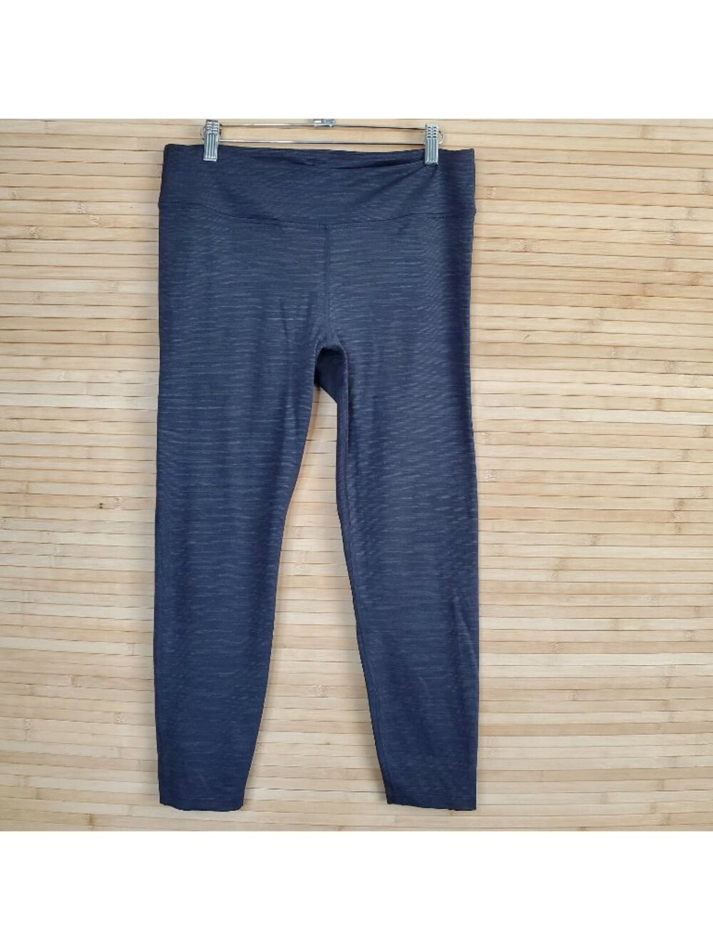Women's Outdoor Voices Warm Up Cropped Leggings black gray XL